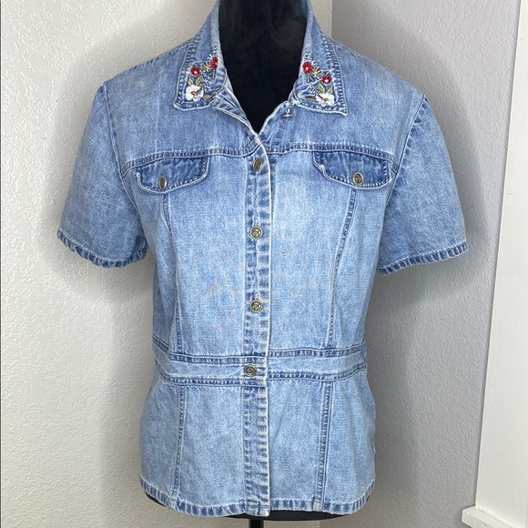 Bobbie Brooks Denim Floral Embroidered Button-Down - Picture 2 of 6